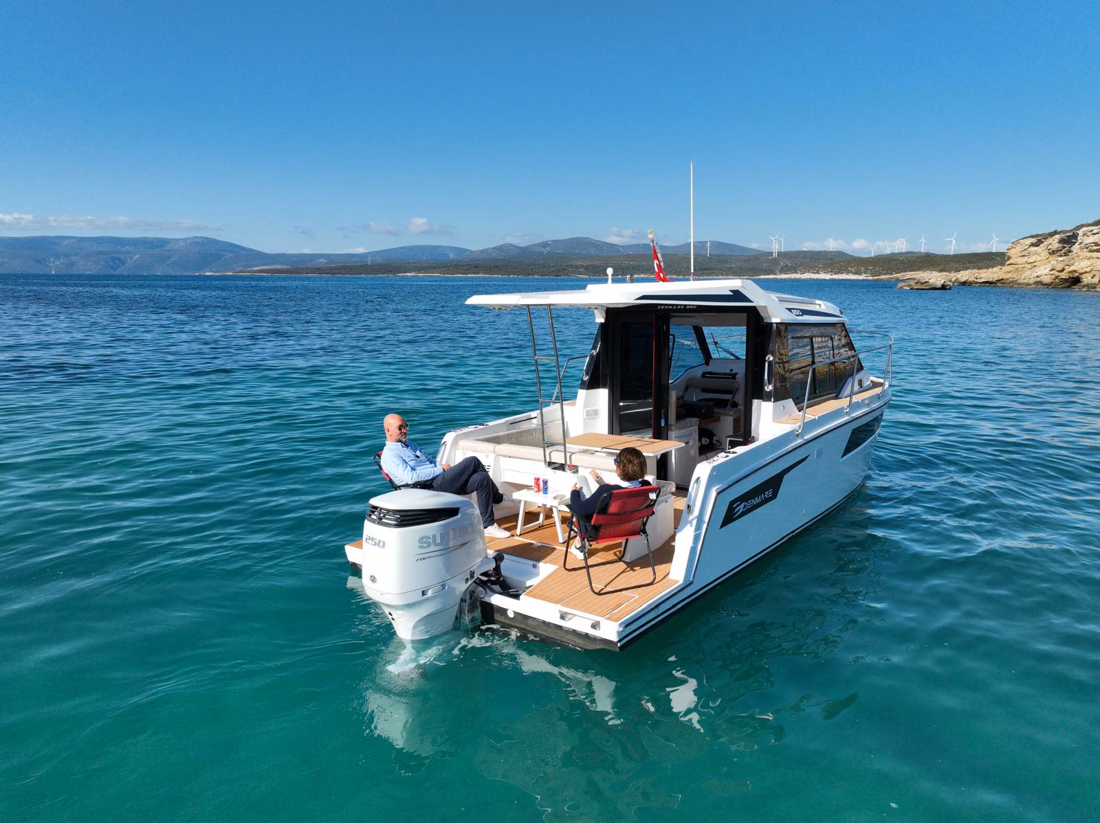 Denmare 8.50 motor yat, Ege sularında tam yol ilerlerken